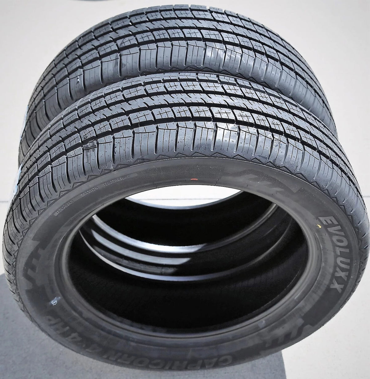 255/60R19 109H Performance Tire C99917