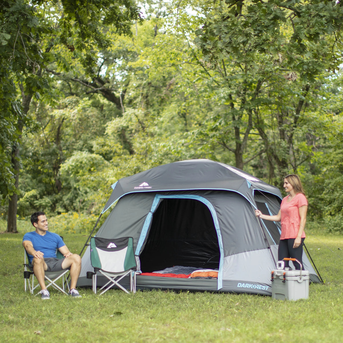 6-Person Cabin Tent with Skylight Ceiling Panels Q274354